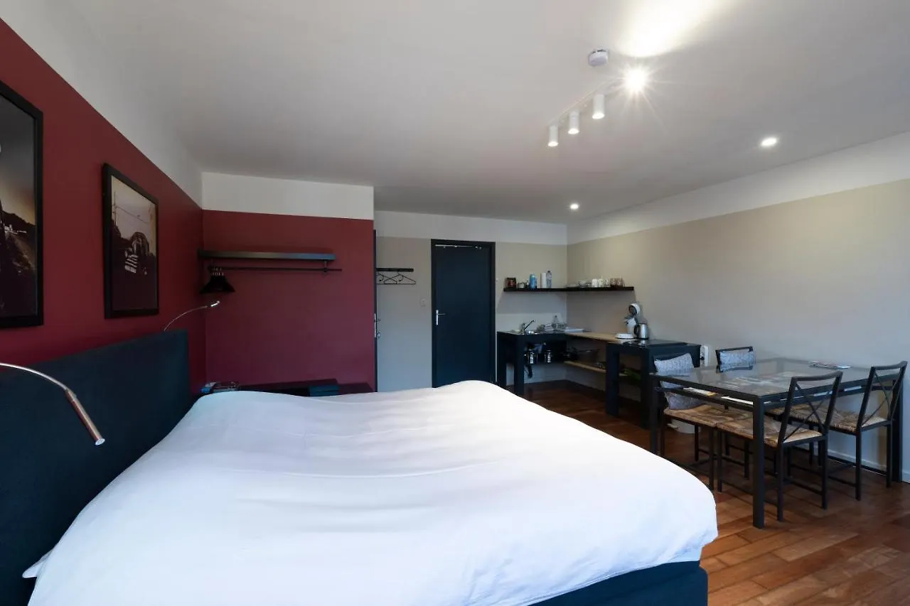 *** Bed & Breakfast Because The Night City Lodge Antwerp Belgium