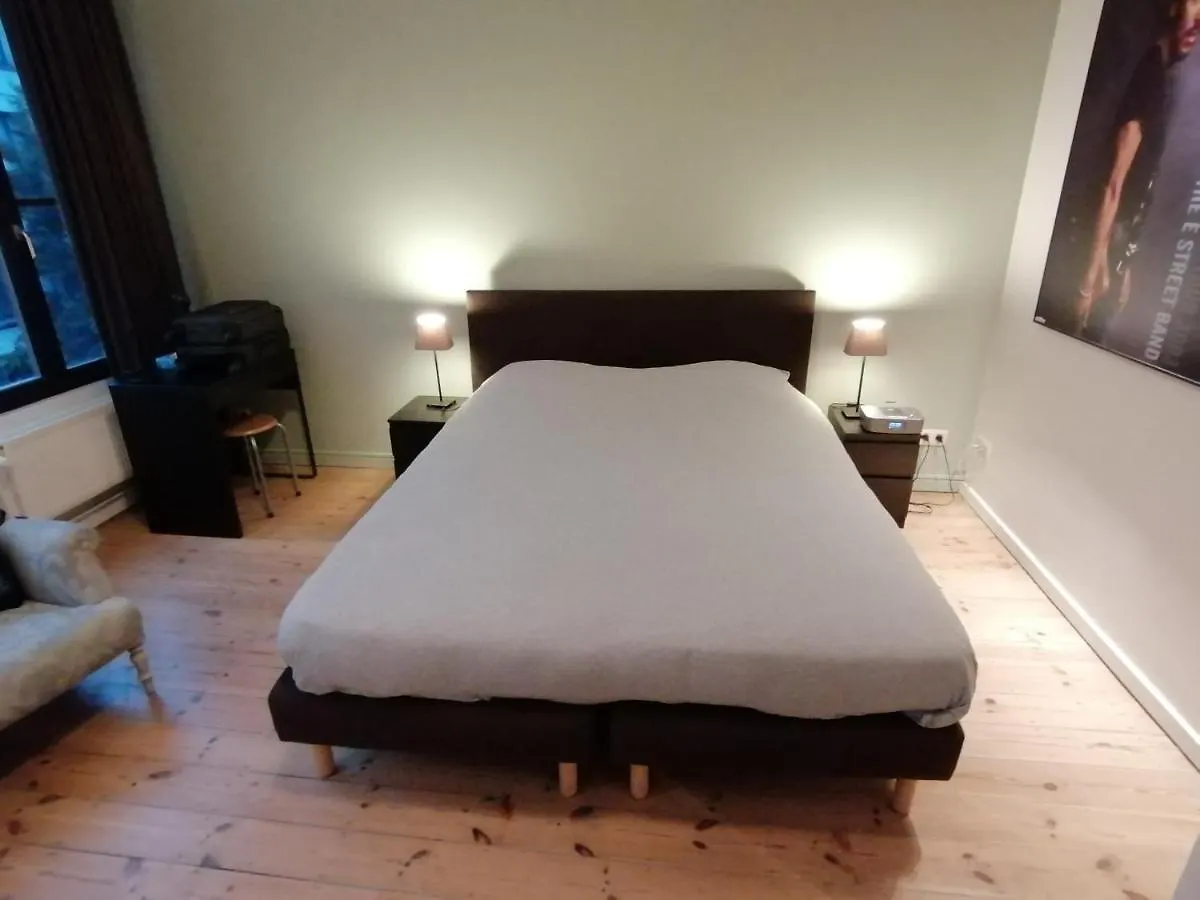 Bed & Breakfast Because The Night City Lodge Antwerp