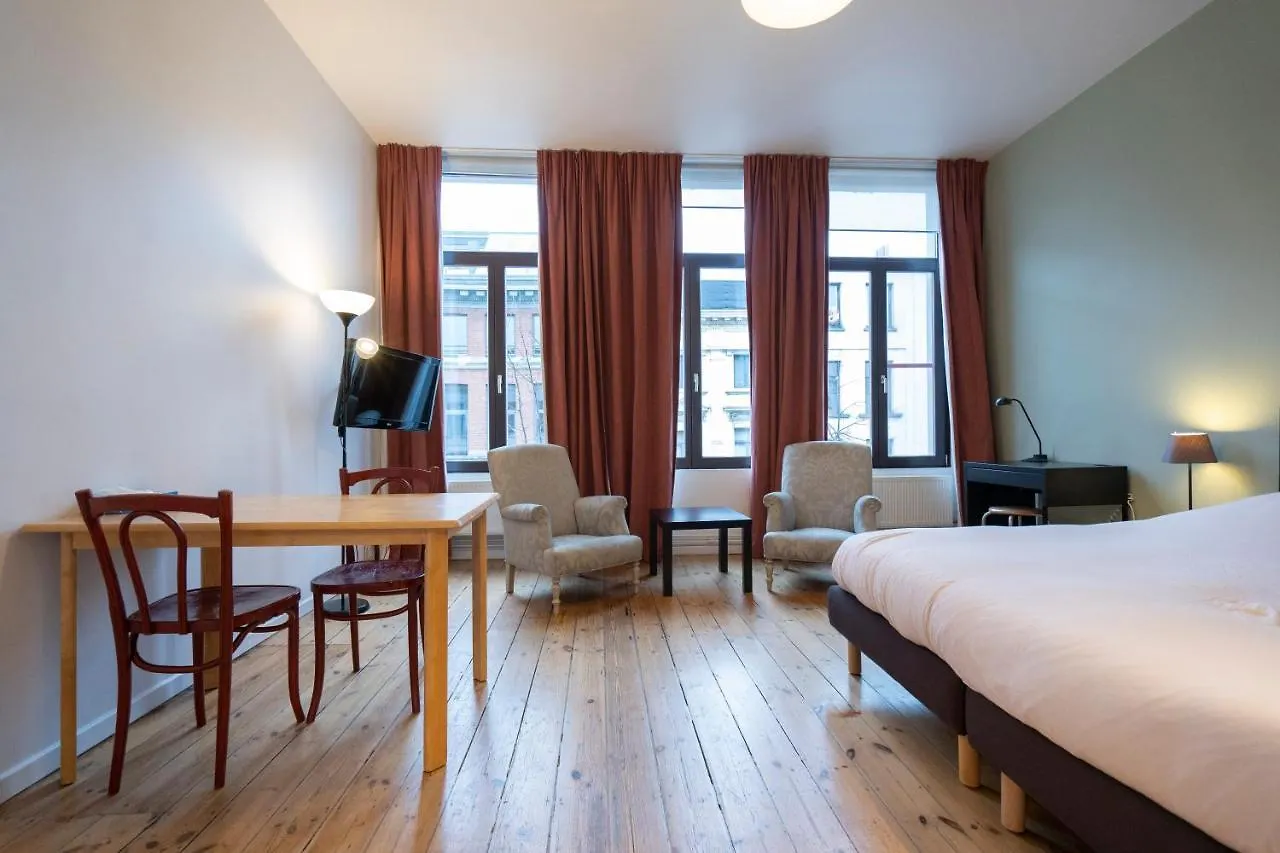 Because The Night City Lodge Antwerpen